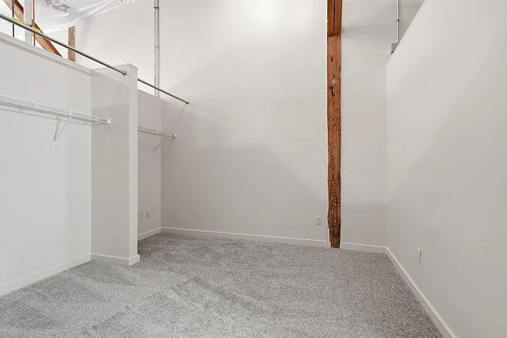 Bolivar St — Photo 11