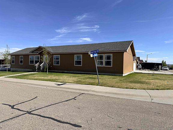 3rd image of 1418 Red Tail Dr