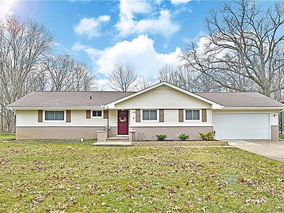 2nd image of 402 Scoville Dr
