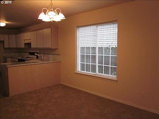 3rd image of 5213 NE 85th Ave