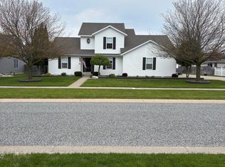 8876 Swancrest Dr, Saginaw, MI 48609