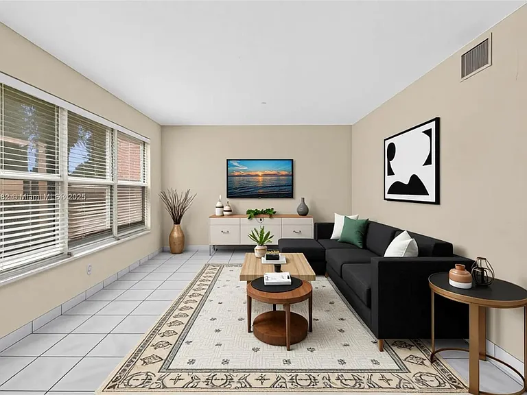 3750 SW 60th Ter #1 — Photo 2