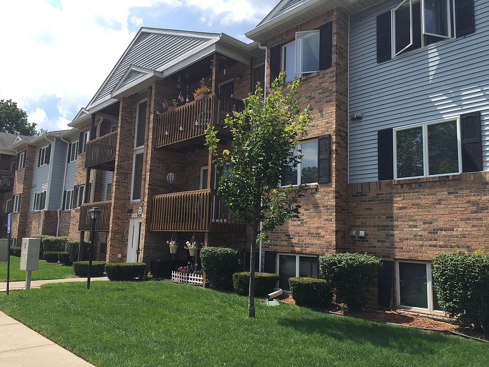 1st image of 1209 Shoemaker Dr #7