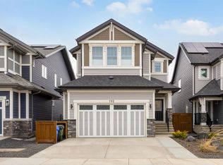 192 S Magnolia Mnr SE, Calgary, AB T3M 3J1