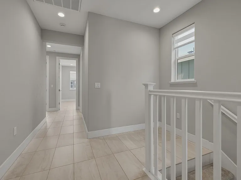 1230 Mateo Miller Cir — Photo 50