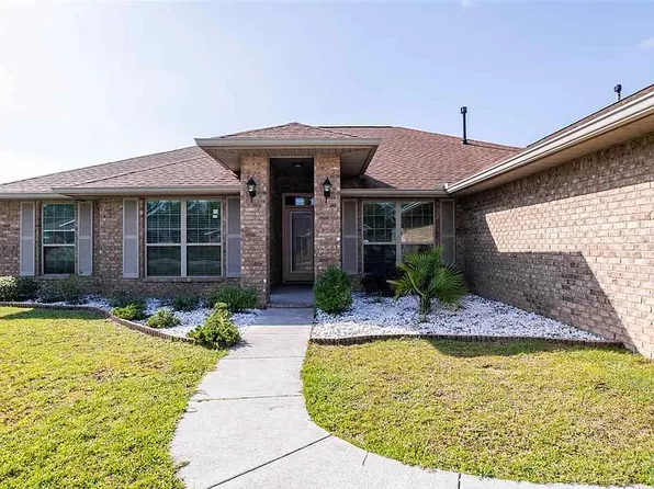 282 Tree Swallow Dr, Pensacola, FL 32533