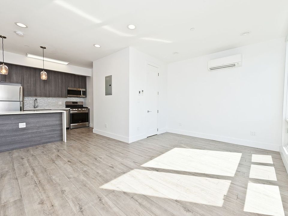 1st image of 2535 18th St APT 2D
