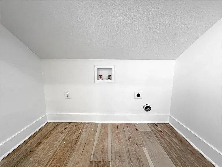 2630 Madison Ave #2 — Photo 16