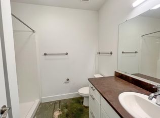 2450 Roosevelt Ave APT 119, San Antonio, TX 78210