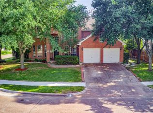 600 E Lynn Creek Dr, Arlington, TX 76002