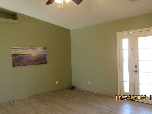 3rd image of 2945 Bluewater Dr