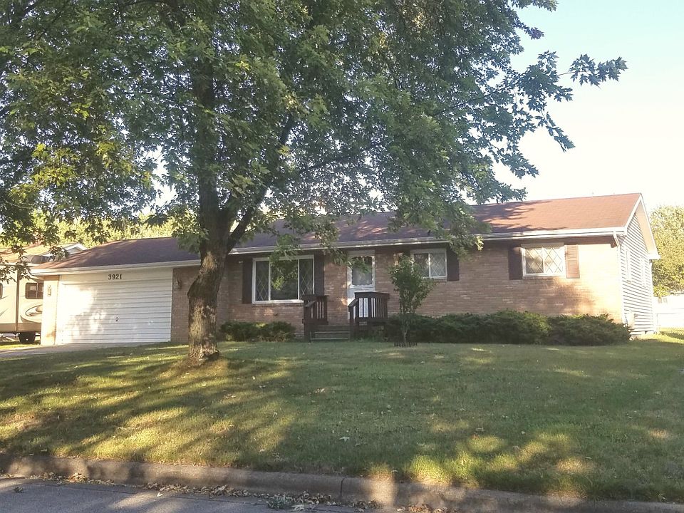 1st image of 3921 Maywood Dr