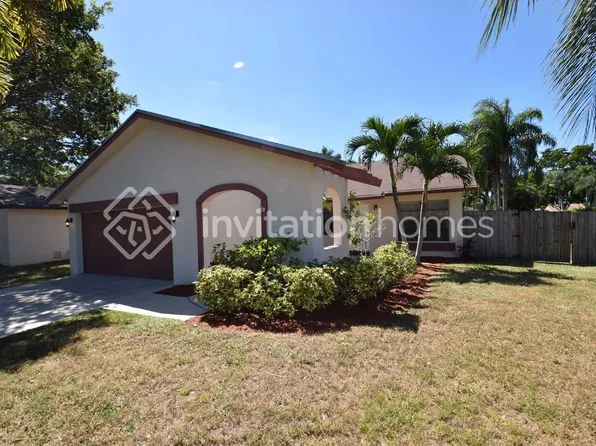 21749 Little Bear Ct, Boca Raton, FL 33428