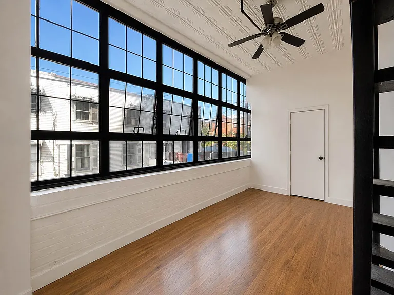 248 McKibbin St #1W — Photo 9