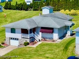 290 Holly Ln, Olyphant, PA 18447