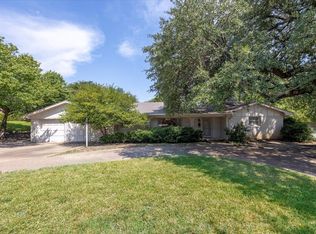 6400 Inca Rd, Fort Worth, TX 76116