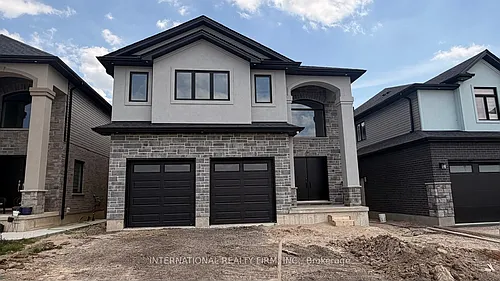 891 Darnley Blvd Photo 1