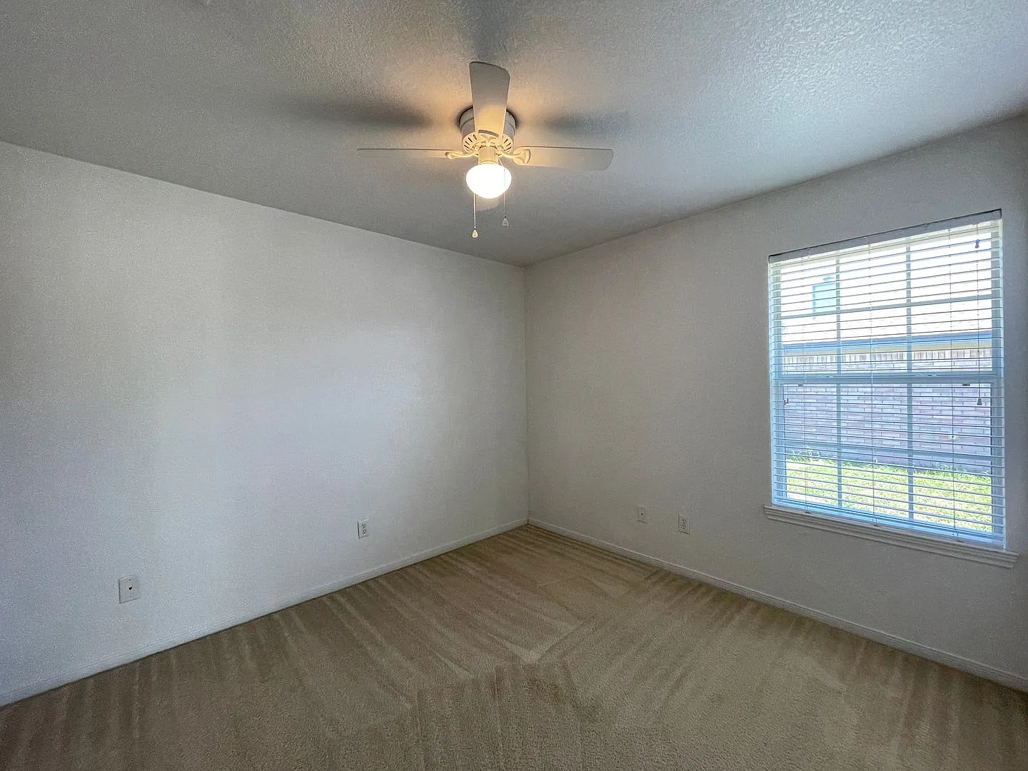 4-Bedroom House for Rent in Killeen — Photo 4