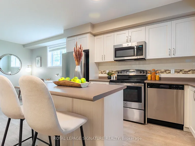388 Old Huron Rd #23D — Photo 4