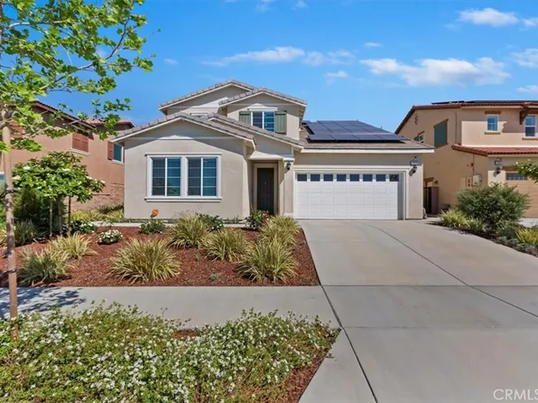 15816 Parry Peak Dr, Fontana, CA 92336