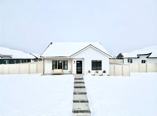 869 S Camas Ln, Kalispell, MT 59901