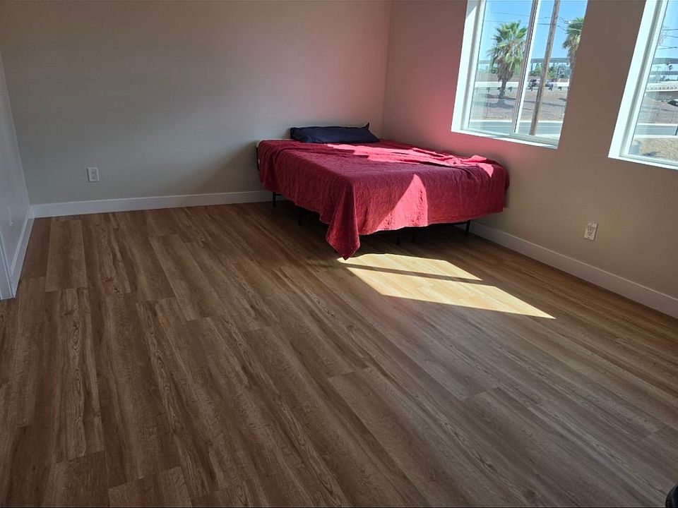 1st image of 3164 Knoll Way