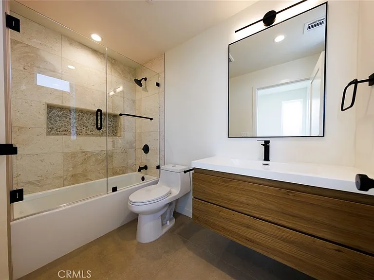 5933 Comey Ave #1 — Photo 38