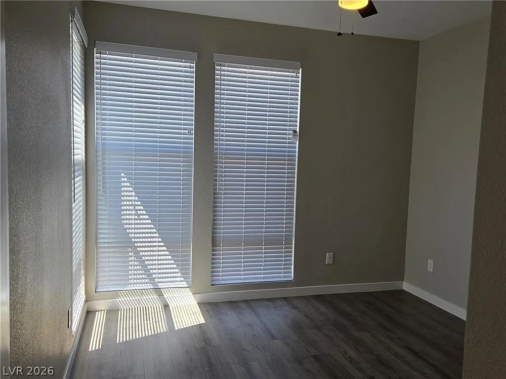 4 bed, 3.0 bath, 2587 sqft, $3,299 — Photo 4