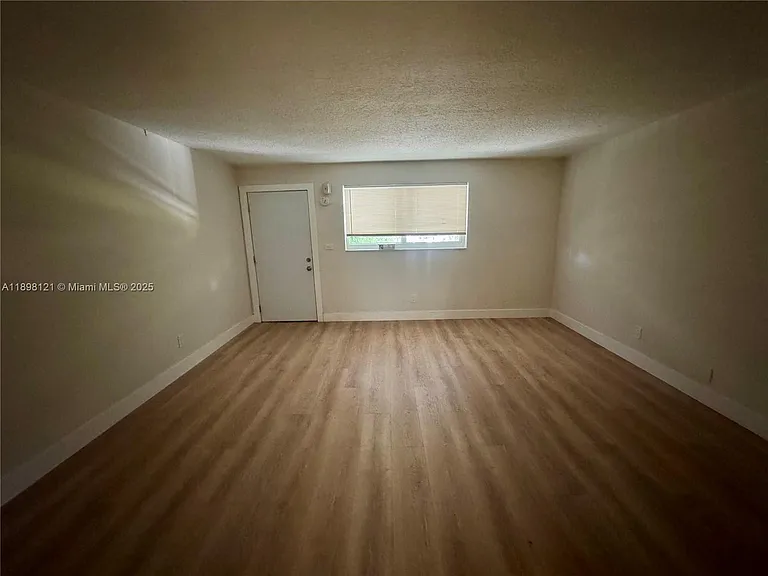 6805 SW 88th St #12 — Photo 6
