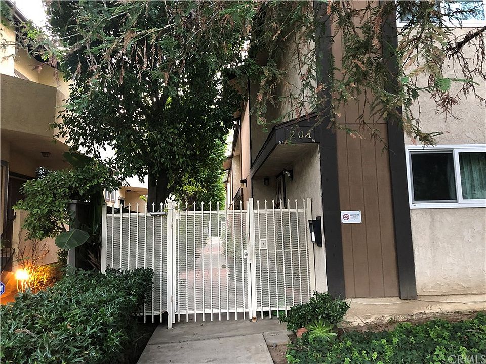1st image of 201 S Catalina Ave Unit 6