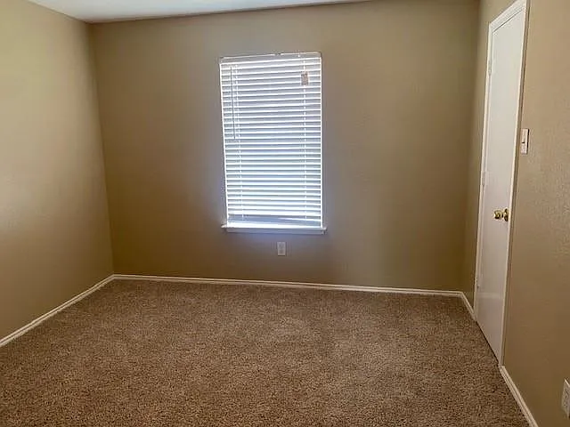 5906 Drenner Park Ln — Photo 16
