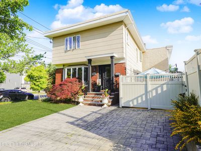 761 Edgegrove Ave, Staten Island, NY, 10312