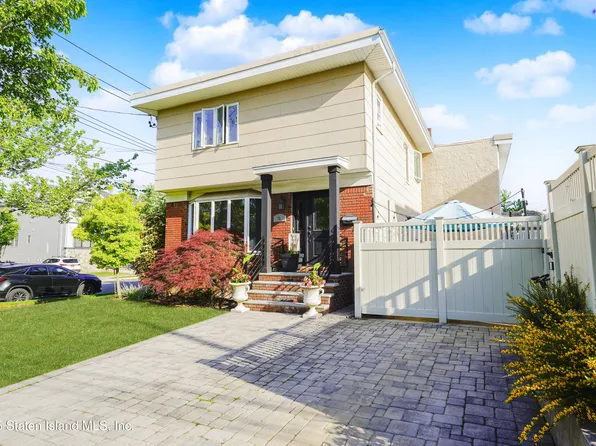 761 Edgegrove Ave, Staten Island, NY 10312
