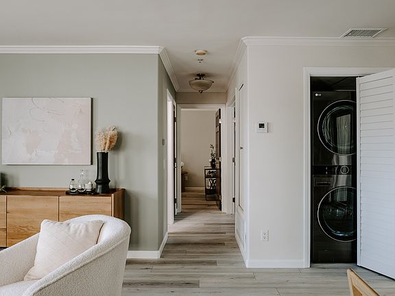 5th image of 1150 21st St Unit 4