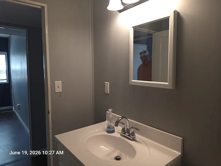 814 Josephine St — Photo 10