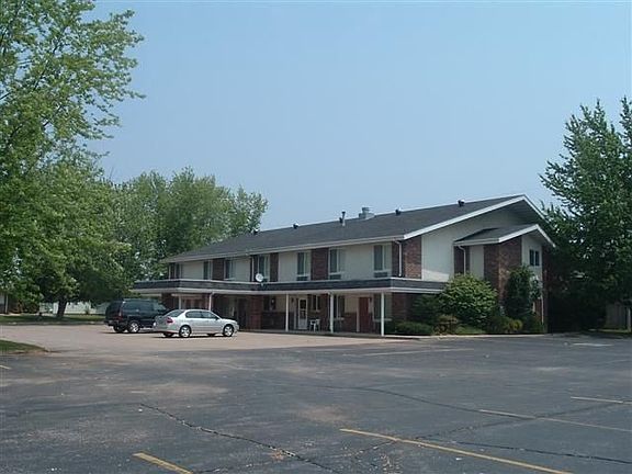 COUNTRY HEIGHTS MOTEL