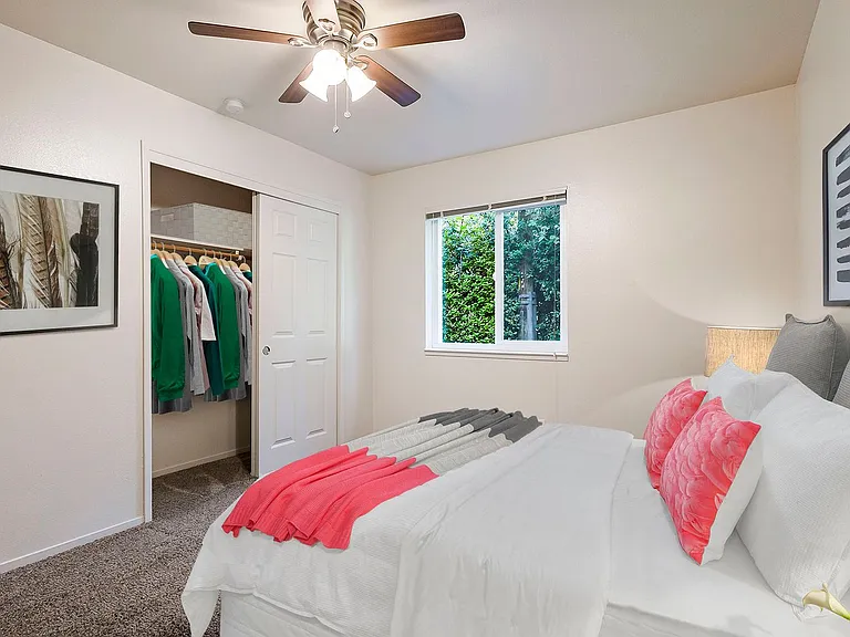 Pine Tree Apartments — Photo 22