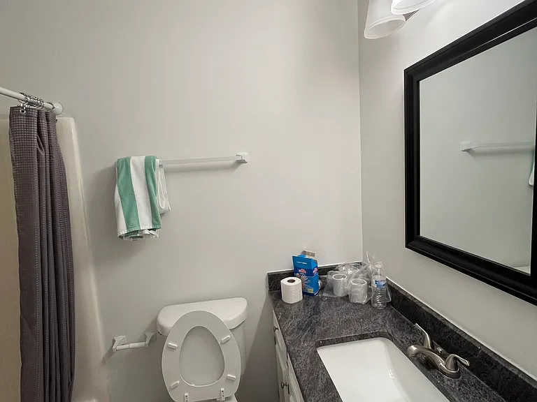 506 29th Ave N #3 — Photo 3