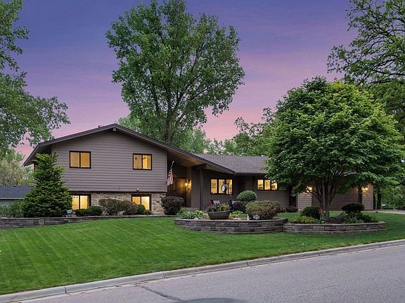 5th image of 10110 Oak Shore Dr