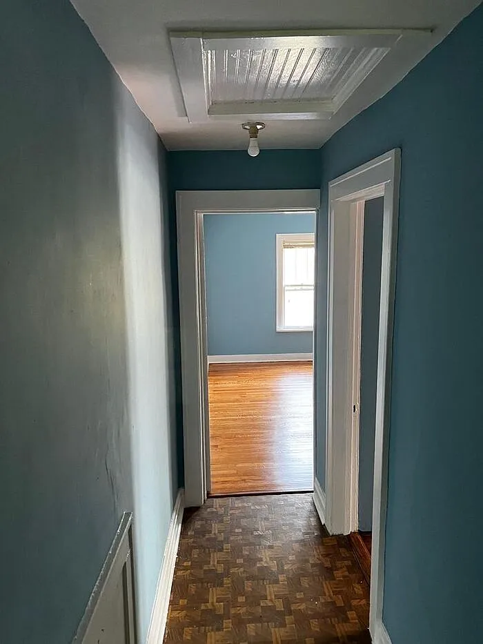 2 bed, 1.0 bath, $1,390 — Photo 4