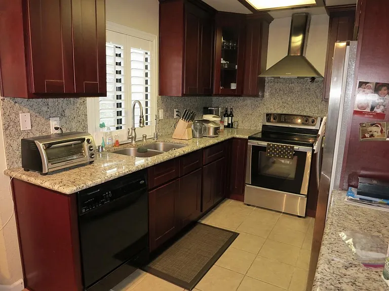 3285 Whitesand Ct — Photo 3