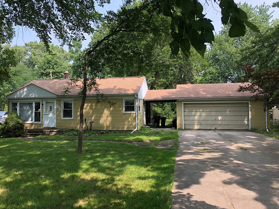 1st image of 33480 Bostwick Pl