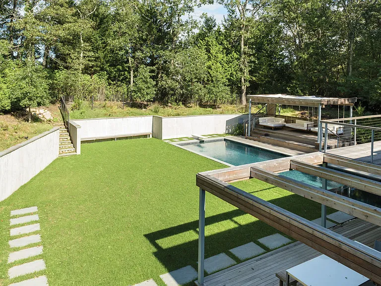 18 Oyster Pond Ln — Photo 23
