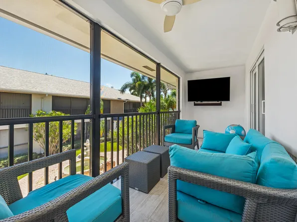 807 NE 1st Street #6w, Delray Beach, FL 33483