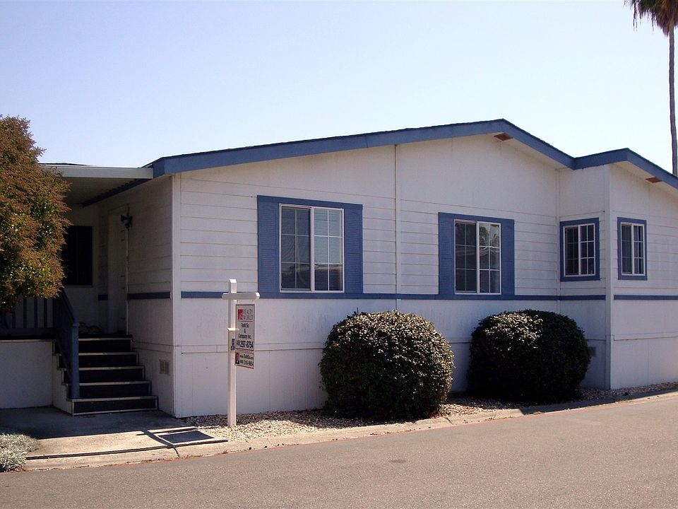 1st image of 356 Los Encinos Ct #356
