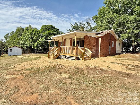 3rd image of 878 Stanback Ferry Rd