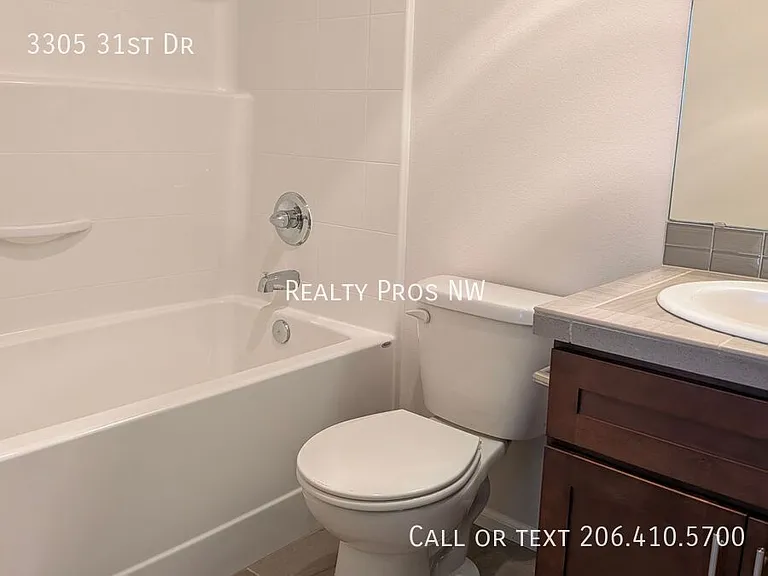 3305 31st Dr — Photo 10