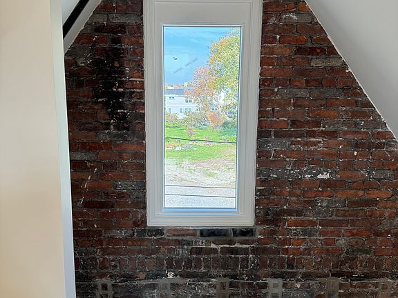 5th image of 1325 Michigan Ave #2