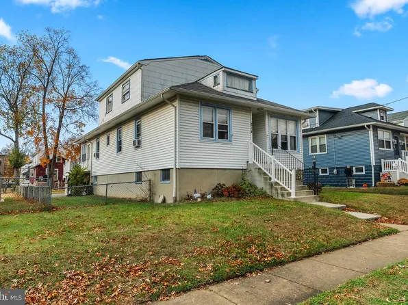 214 Barlow Ave, Cherry Hill, NJ 08002