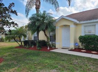 1432 SW Herder Rd, Port Saint Lucie, FL 34953